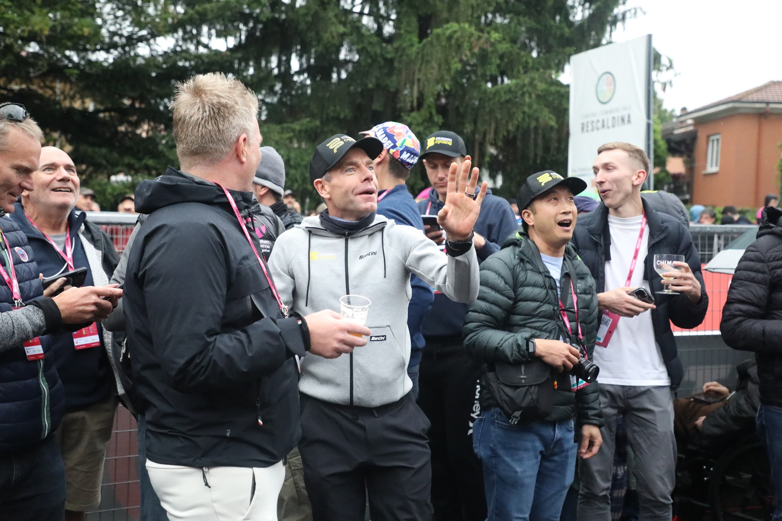 Cadel Evans having a laugh