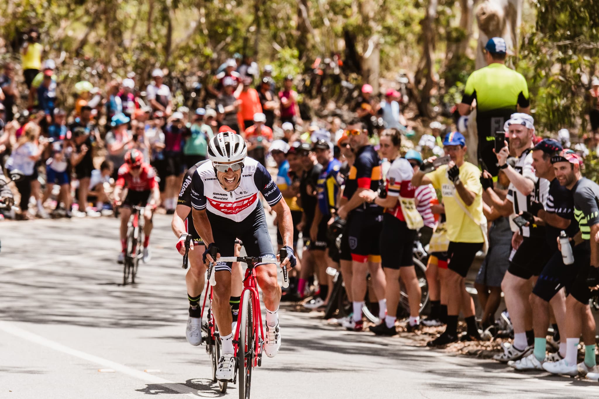 Watch Willunga Hill Stage 6 Tour Down Under with Mummu Cycling
